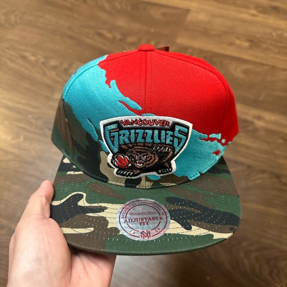 Vancouver Grizzlies Splash Camo Snapback - BRAND NEW Mitchell & Ness DeadStock - Picture 3 of 9